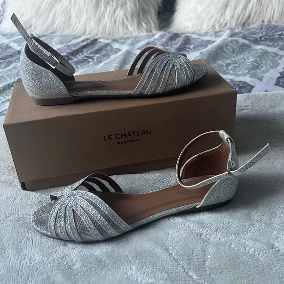 Sparkly flats - Picture 1 of 6